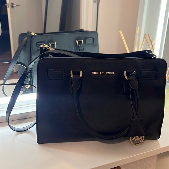 Michael Kors Bag - Picture 1 of 4